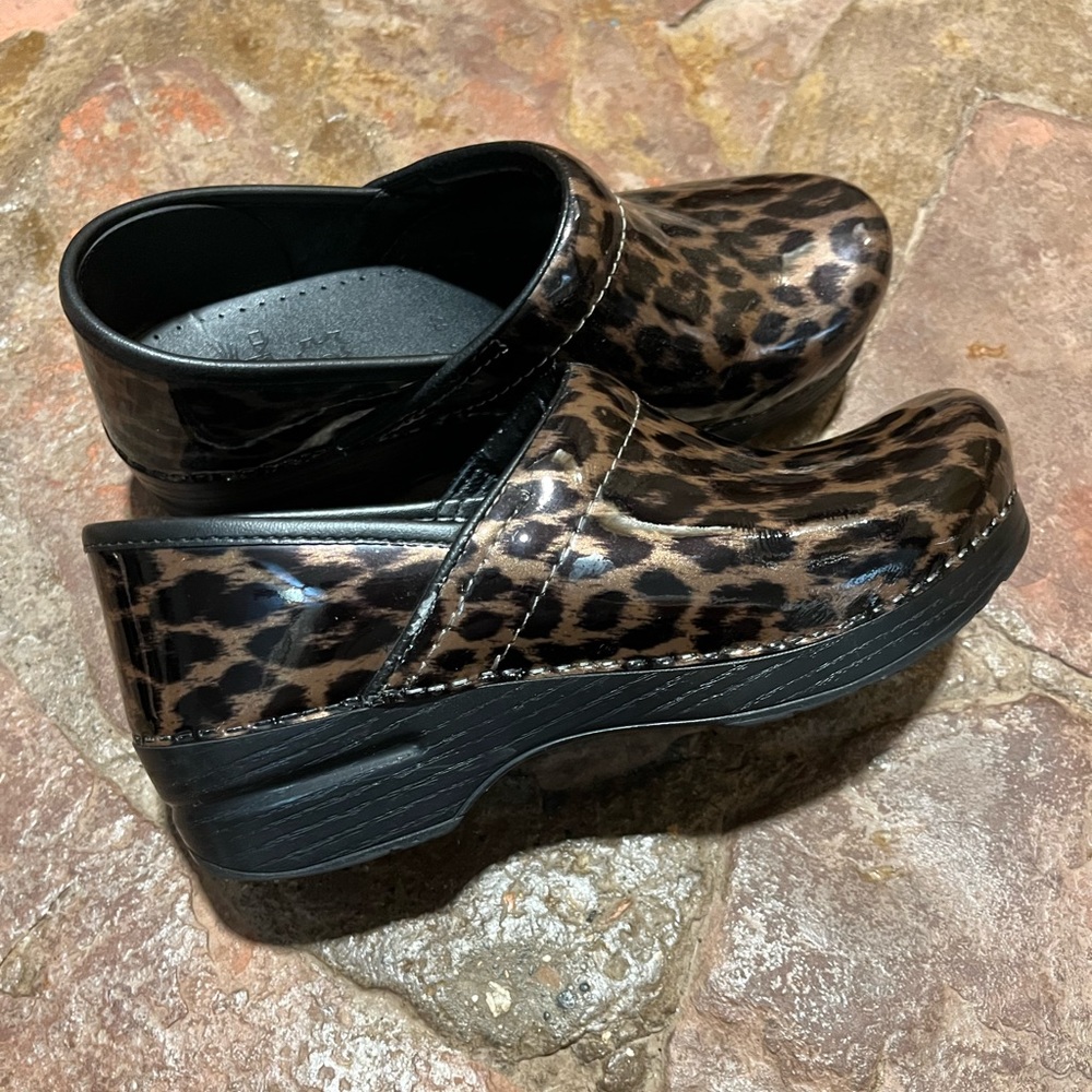 Size 39 Leopard Dansko Clogs